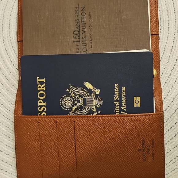 Louis Vuitton Monogram Agenda - Full Set - Picture 10 of 16